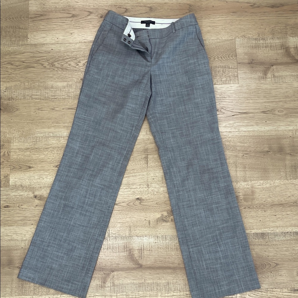 Ann Taylor Grey Curvy Fit Trousers | Size 0